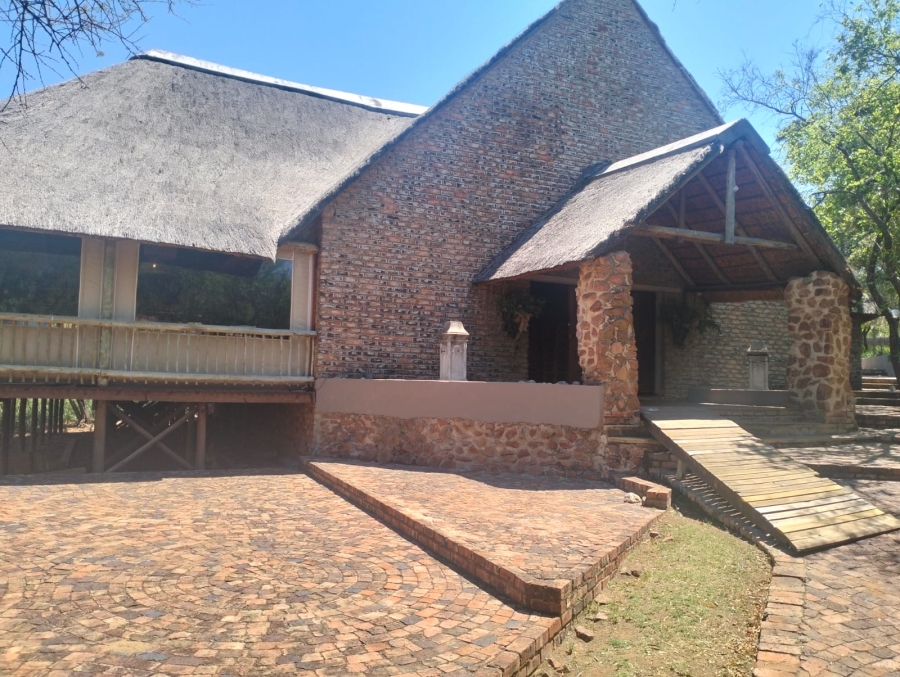 4 Bedroom Property for Sale in Zoutpansdrift A H North West